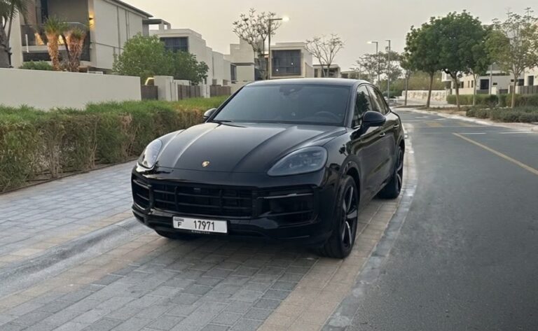 2024 Porsche Cayenne Coupe